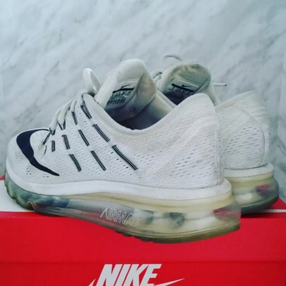 Women's Nike Air Max 2016 Running Shoes 806772-100 Size 8 Summit White - Picture 4 of 6